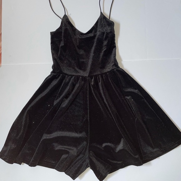 Sparkly Black Romper - Spaghetti Strap H&M - Picture 3 of 8